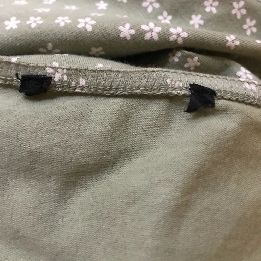 Green flower tie back halter dress - Picture 14 of 15